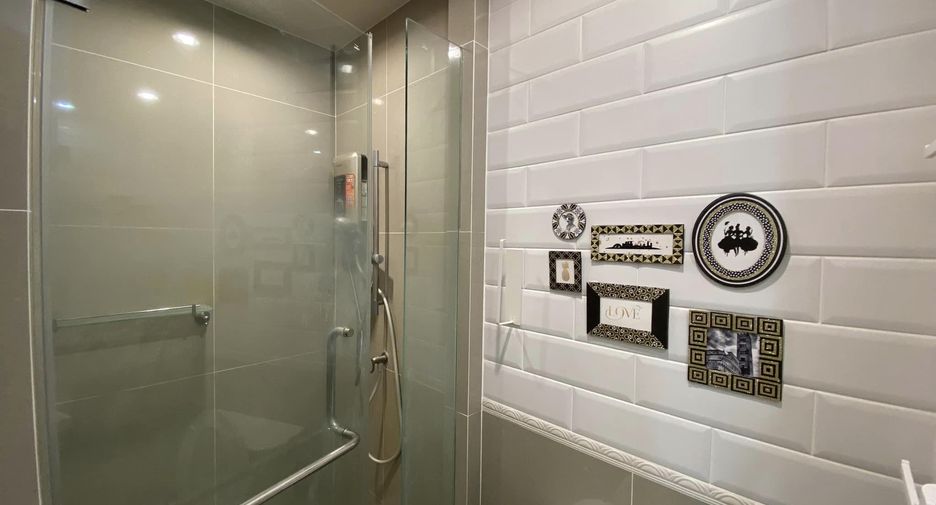 For rent studio condo in Phaya Thai, Bangkok