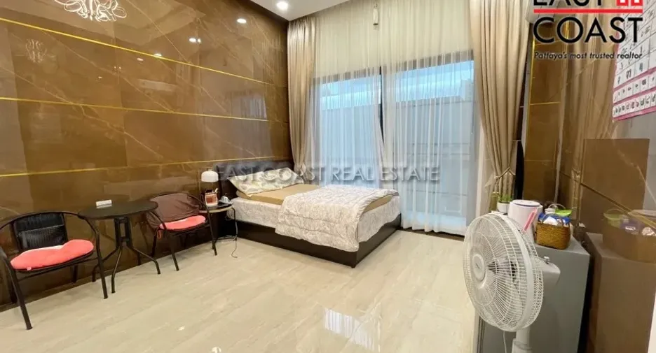 À vendre 3 chambres maison à Si Racha, Chonburi