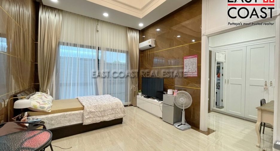For sale 3 bedrooms house in Si Racha, Chonburi