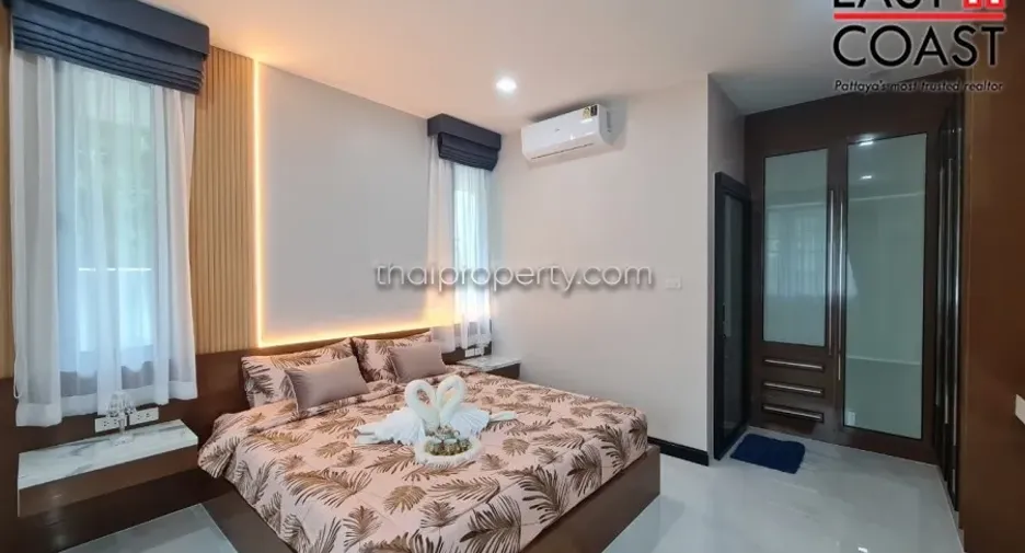 For rent and for sale 4 bedrooms house in Bang Lamung, Chonburi
