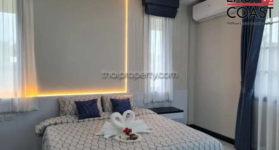 For rent and for sale 4 bedrooms house in Bang Lamung, Chonburi