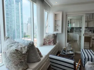 For rent and for sale 4 bedrooms condo in Khlong Toei, Bangkok