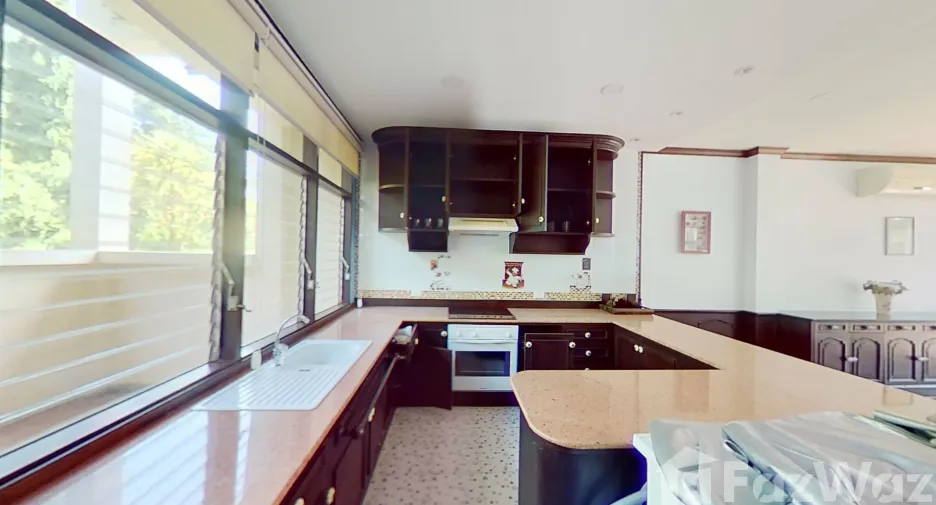 For sale 3 bed condo in Thalang, Phuket