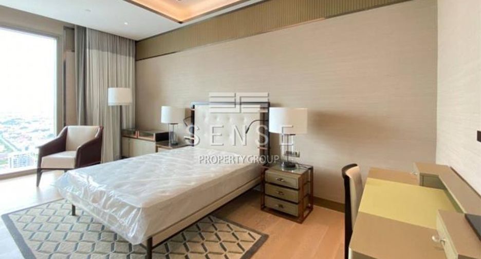 For sale 3 bedrooms condo in Khlong San, Bangkok