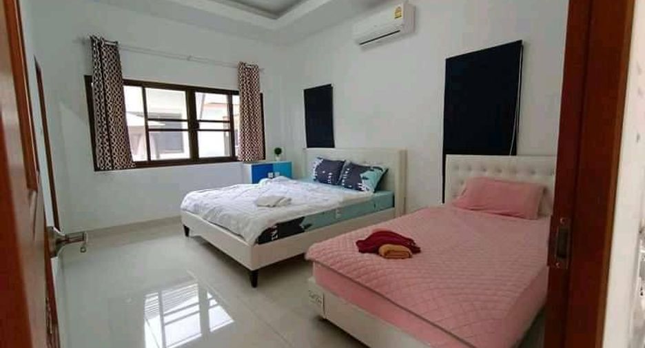For sale 8 bed villa in Huay Yai, Pattaya