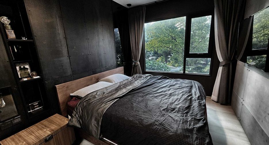 For sale 1 bed condo in Pathum Wan, Bangkok