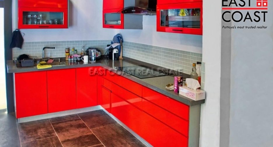 For sale 5 bedrooms house in Bang Lamung, Chonburi