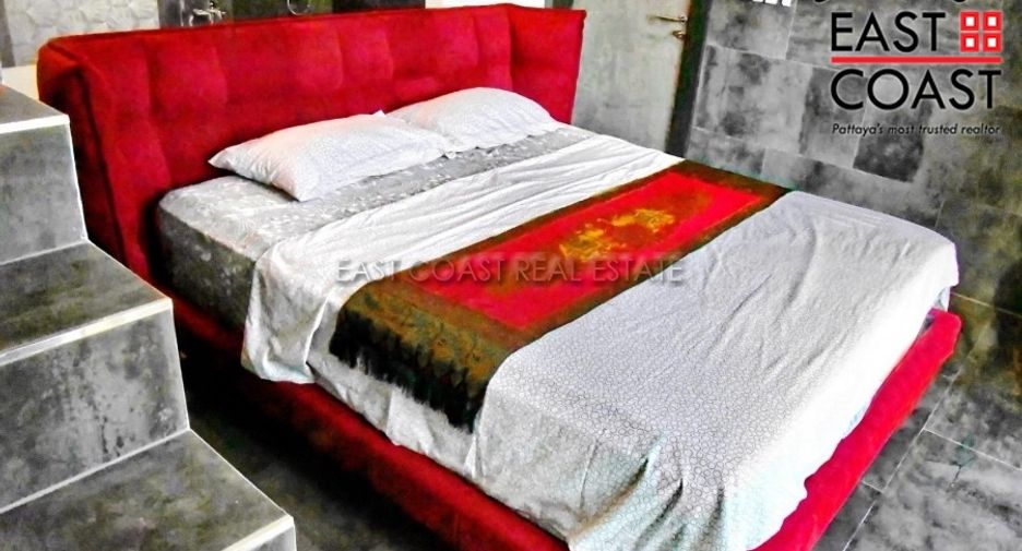 For sale 5 bedrooms house in Bang Lamung, Chonburi