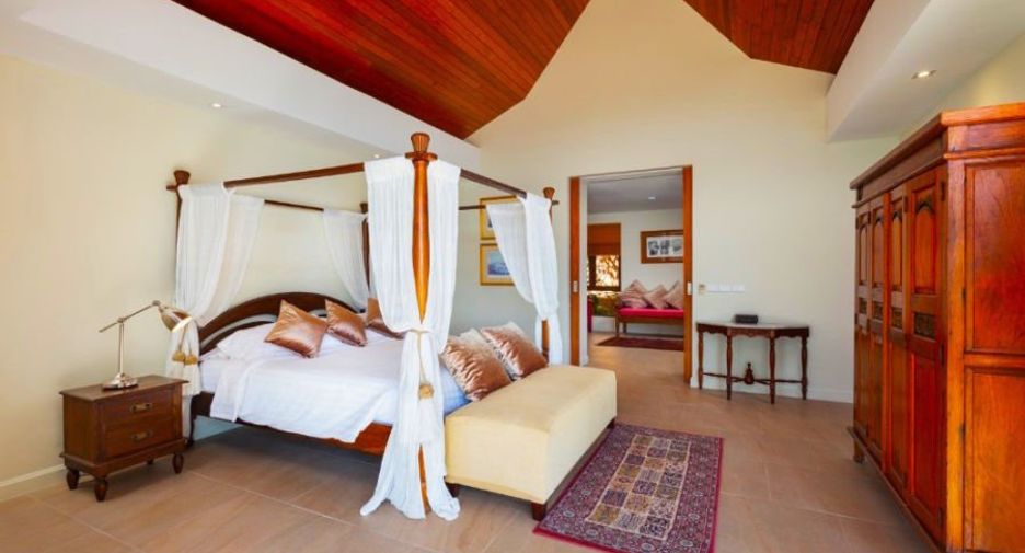 For rent and for sale 5 bedrooms villa in Mueang Phuket, Phuket