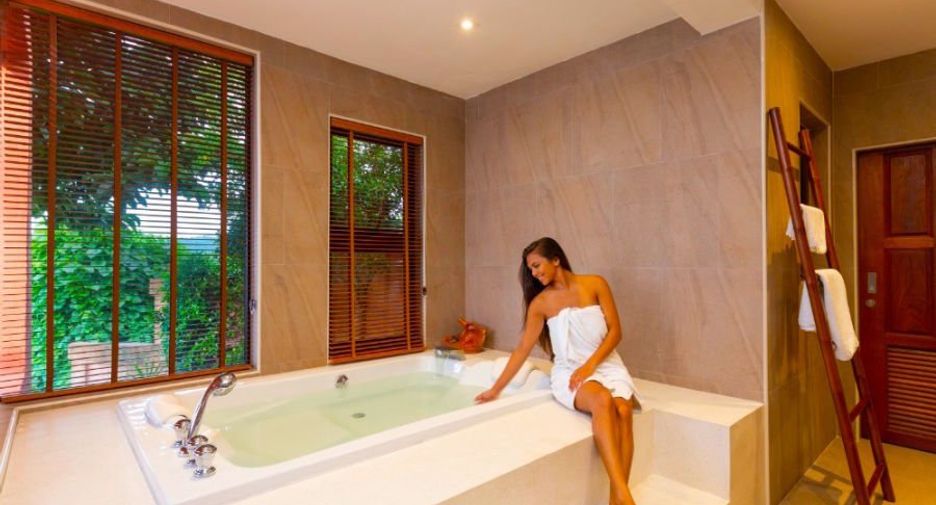 For rent and for sale 5 bedrooms villa in Mueang Phuket, Phuket