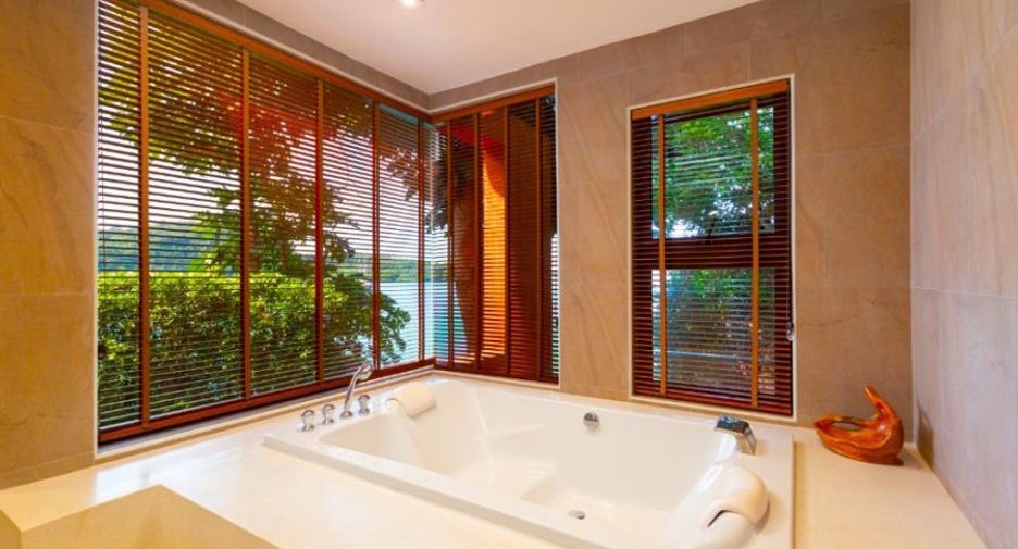 For rent and for sale 5 bedrooms villa in Mueang Phuket, Phuket