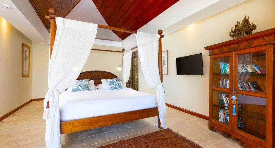 For rent and for sale 5 bedrooms villa in Mueang Phuket, Phuket