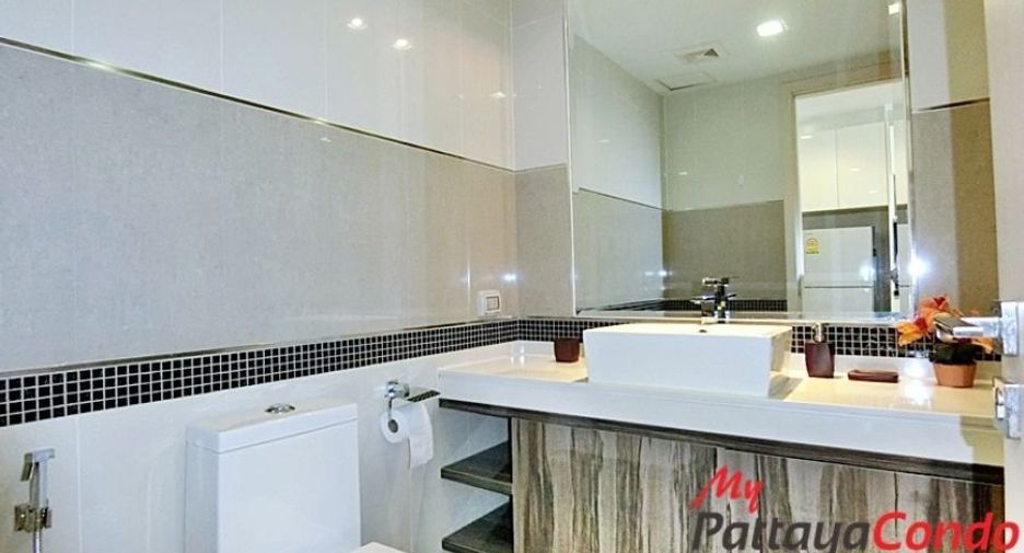 For sale studio condo in Bang Lamung, Chonburi