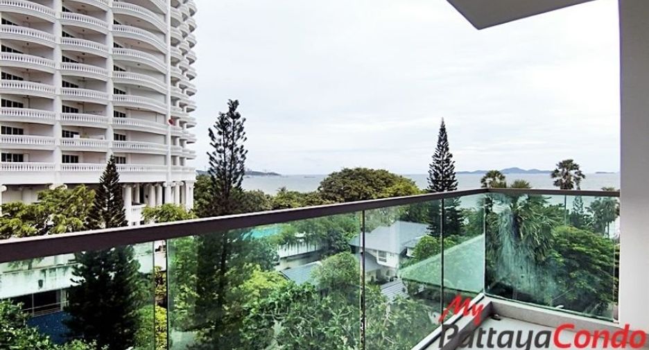 For sale studio condo in Bang Lamung, Chonburi