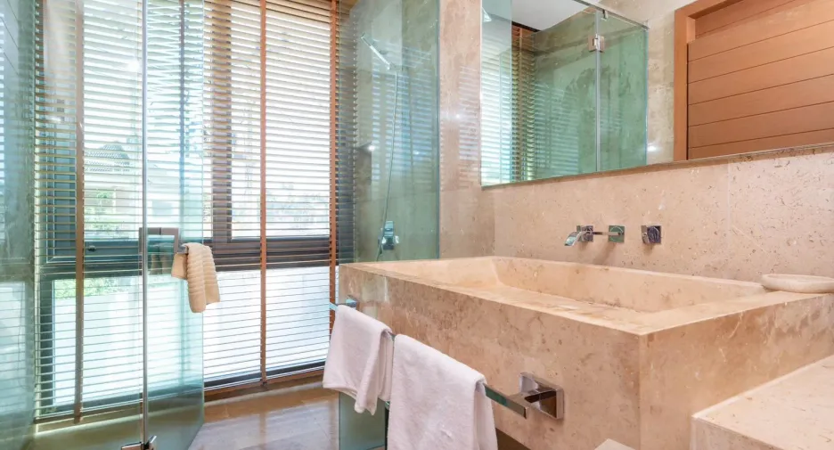 For rent 5 Beds villa in Mueang Phuket, Phuket