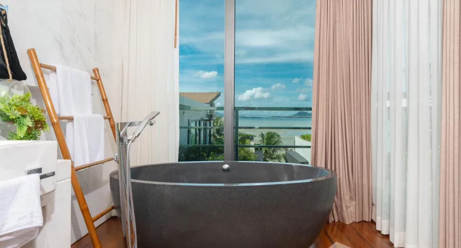 For rent 5 Beds villa in Mueang Phuket, Phuket