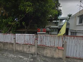 出售 公寓 独立屋 在 Watthana, 曼谷