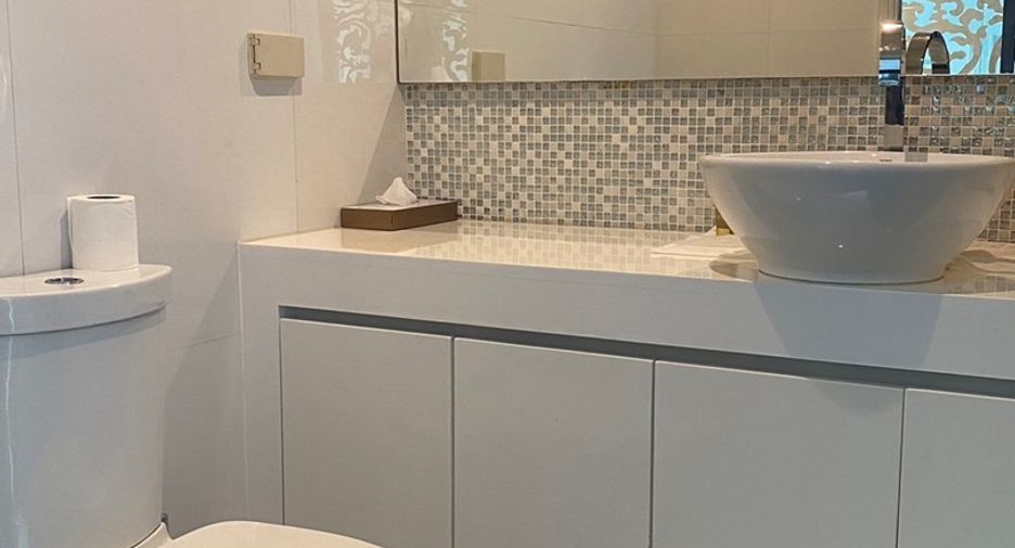 For sale 4 bedrooms condo in Bang Kho Laem, Bangkok