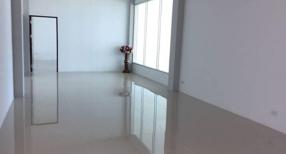 For rent and for sale warehouse in Bang Sao Thong, Samut Prakan