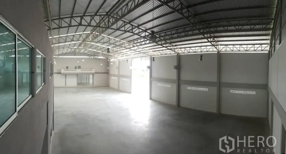 Lagerhaus zur Miete und zum Kauf in Bang Sao Thong, Samut Prakan