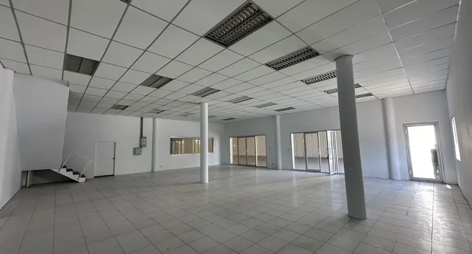For rent warehouse in Khlong Luang, Pathum Thani