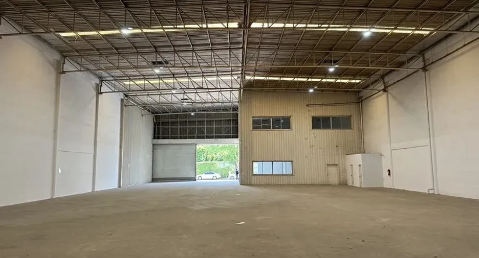 For rent warehouse in Khlong Luang, Pathum Thani