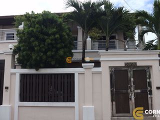 For rent and for sale 3 bedrooms house in Bang Lamung, Chonburi