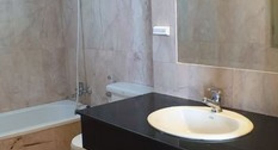 For rent and for sale 2 bedrooms condo in Chatuchak, Bangkok