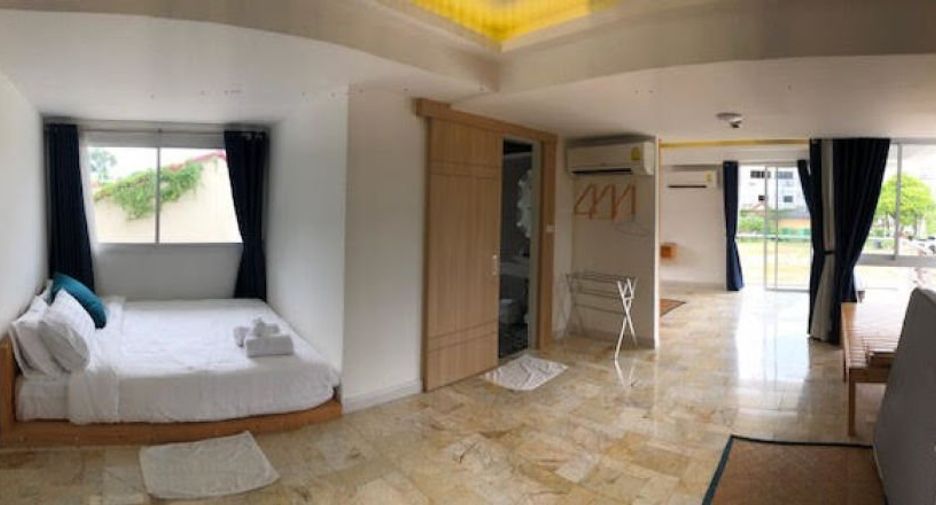 For sale 6 bedrooms house in Bang Lamung, Chonburi