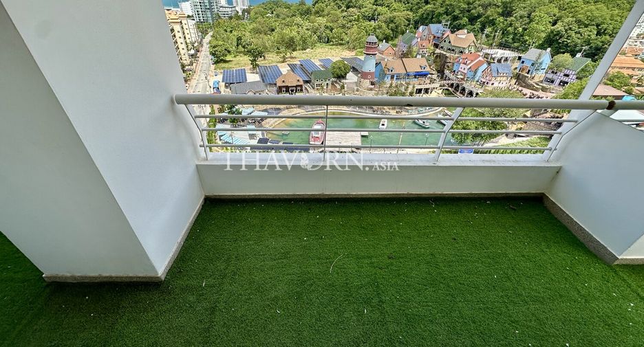 For sale 2 ベッドルーム condo in Bang Lamung, Chonburi