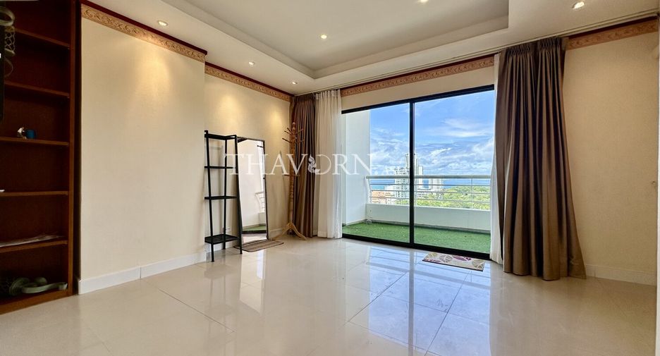 For sale 2 ベッドルーム condo in Bang Lamung, Chonburi