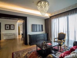 For sale 3 Beds condo in Khlong Toei, Bangkok