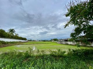 Terreno en venta en San Kamphaeng, Chiang Mai
