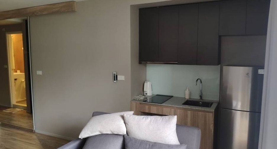 For sale 1 bed condo in Sathon, Bangkok