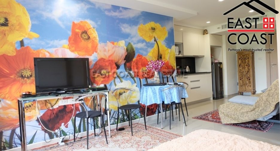 For sale studio condo in Pratumnak, Pattaya