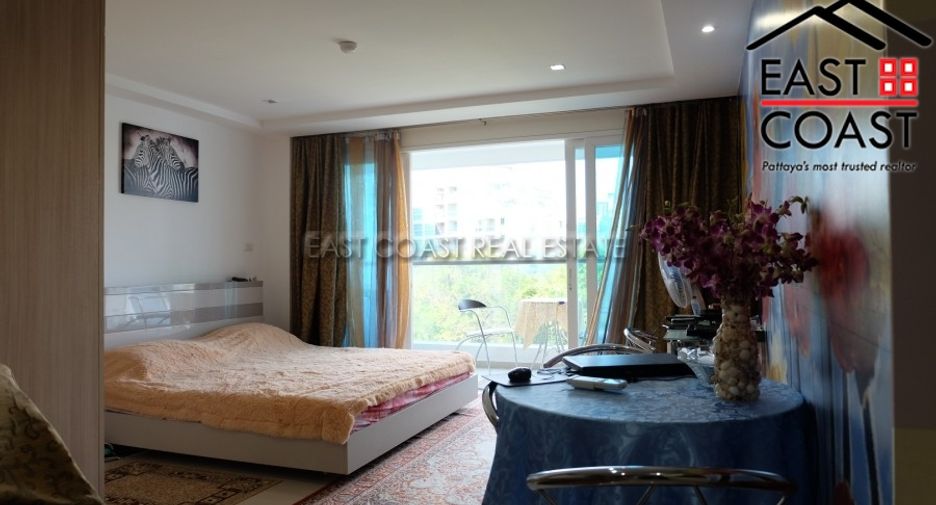 For sale studio condo in Pratumnak, Pattaya