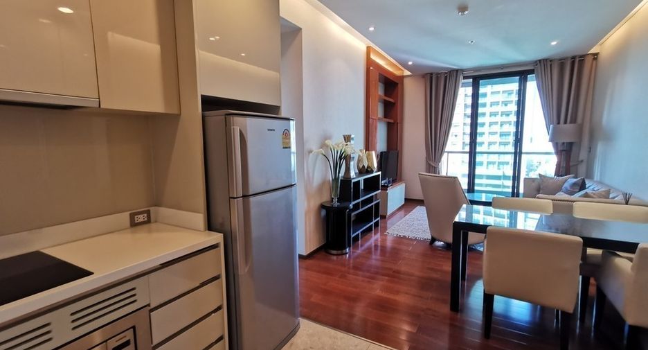 À vendre 2 chambres condo à Khlong Toei, Bangkok