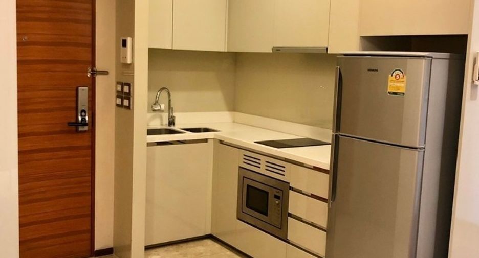 À vendre 2 chambres condo à Khlong Toei, Bangkok