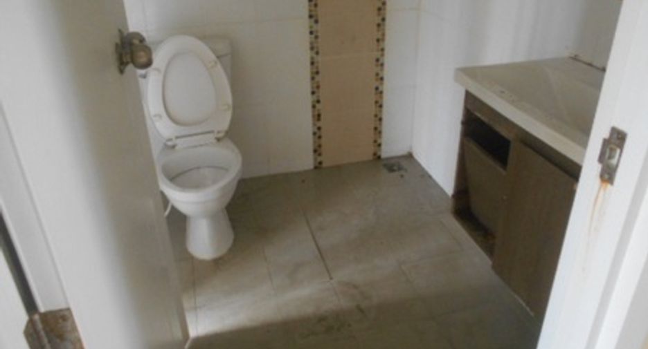 For sale 3 bed townhouse in Pak Kret, Nonthaburi