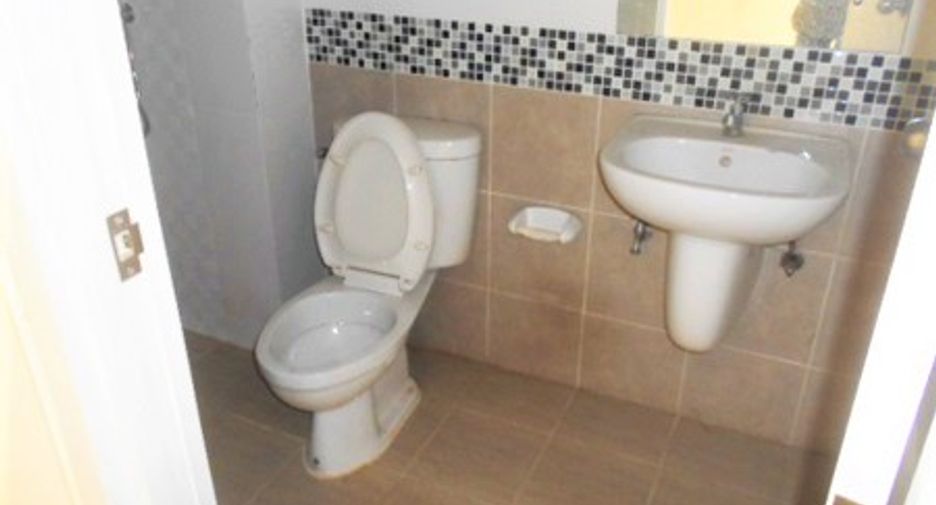 For sale 3 bed townhouse in Pak Kret, Nonthaburi