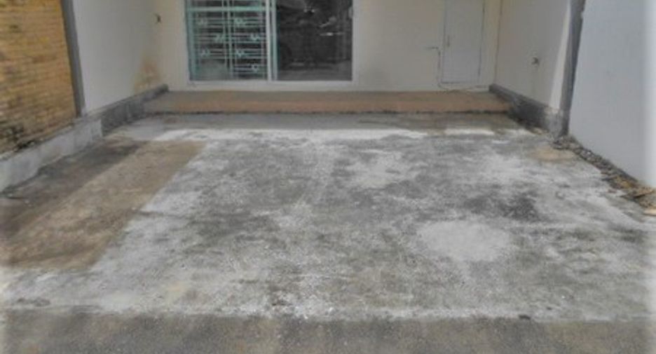 For sale 3 bed townhouse in Pak Kret, Nonthaburi