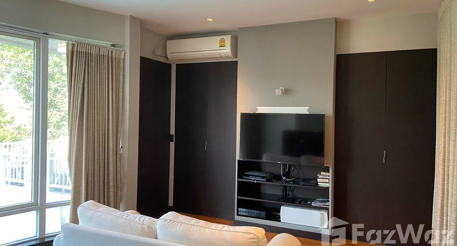 For rent 4 bed villa in Saphan Sung, Bangkok