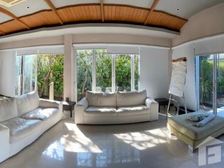 For rent 4 Beds villa in Saphan Sung, Bangkok