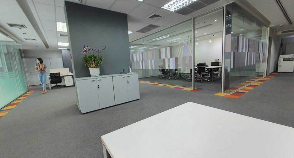 For rent 1 bed office in Watthana, Bangkok
