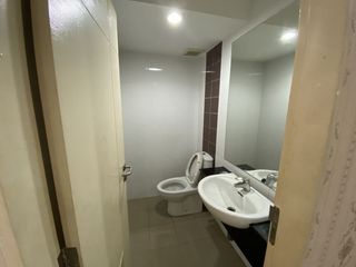 Reihenhaus zur Miete und zum Kauf mit 4 Zimmer in Phra Khanong, Bangkok