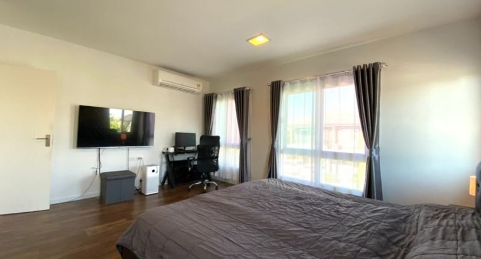 À louer et à vendre 4 chambres maison à San Kamphaeng, Chiang Mai