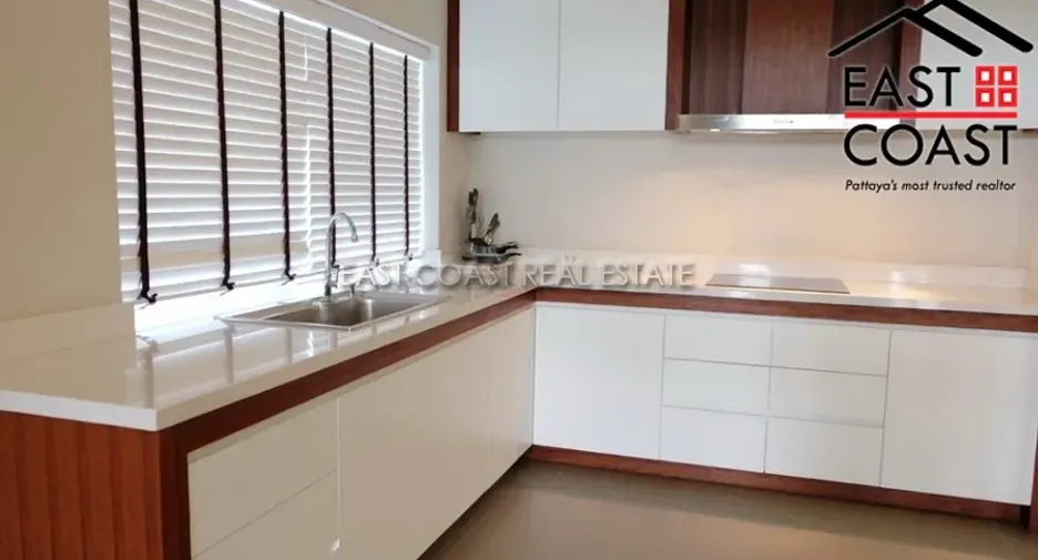 Haus zum Kauf mit 5 Zimmer in Huay Yai, Pattaya