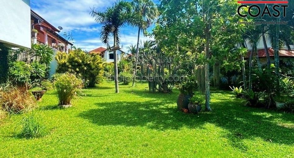 Casa en venta de 6 habitaciones en Bang Lamung, Chonburi