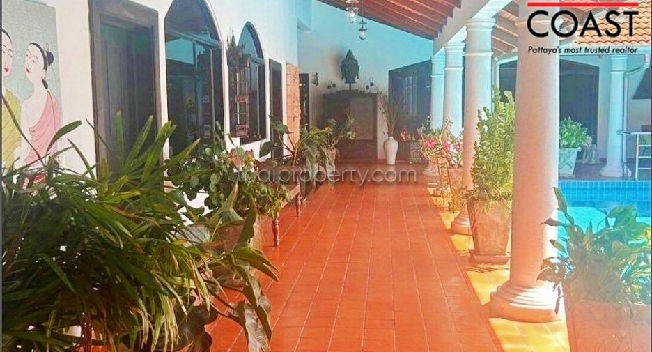 Casa en venta de 6 habitaciones en Bang Lamung, Chonburi