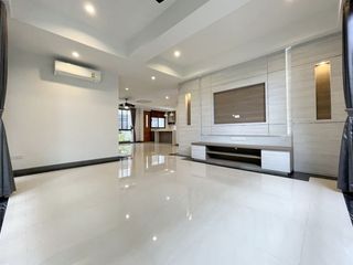 For rent 5 ベッドルーム house in Phra Nakhon, Bangkok